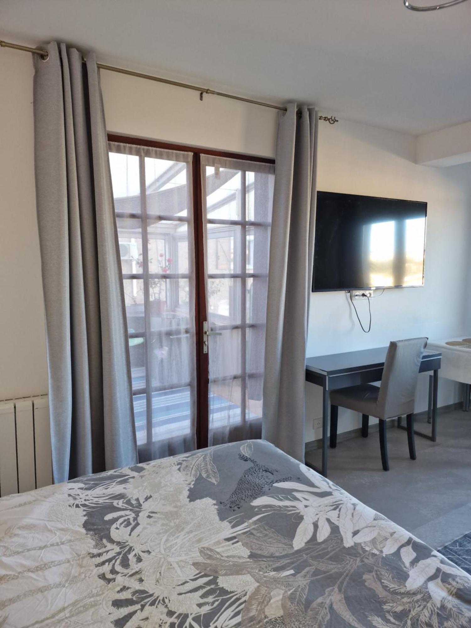 Ravissant Appartement Saint-Raphael Piscine Quarto foto